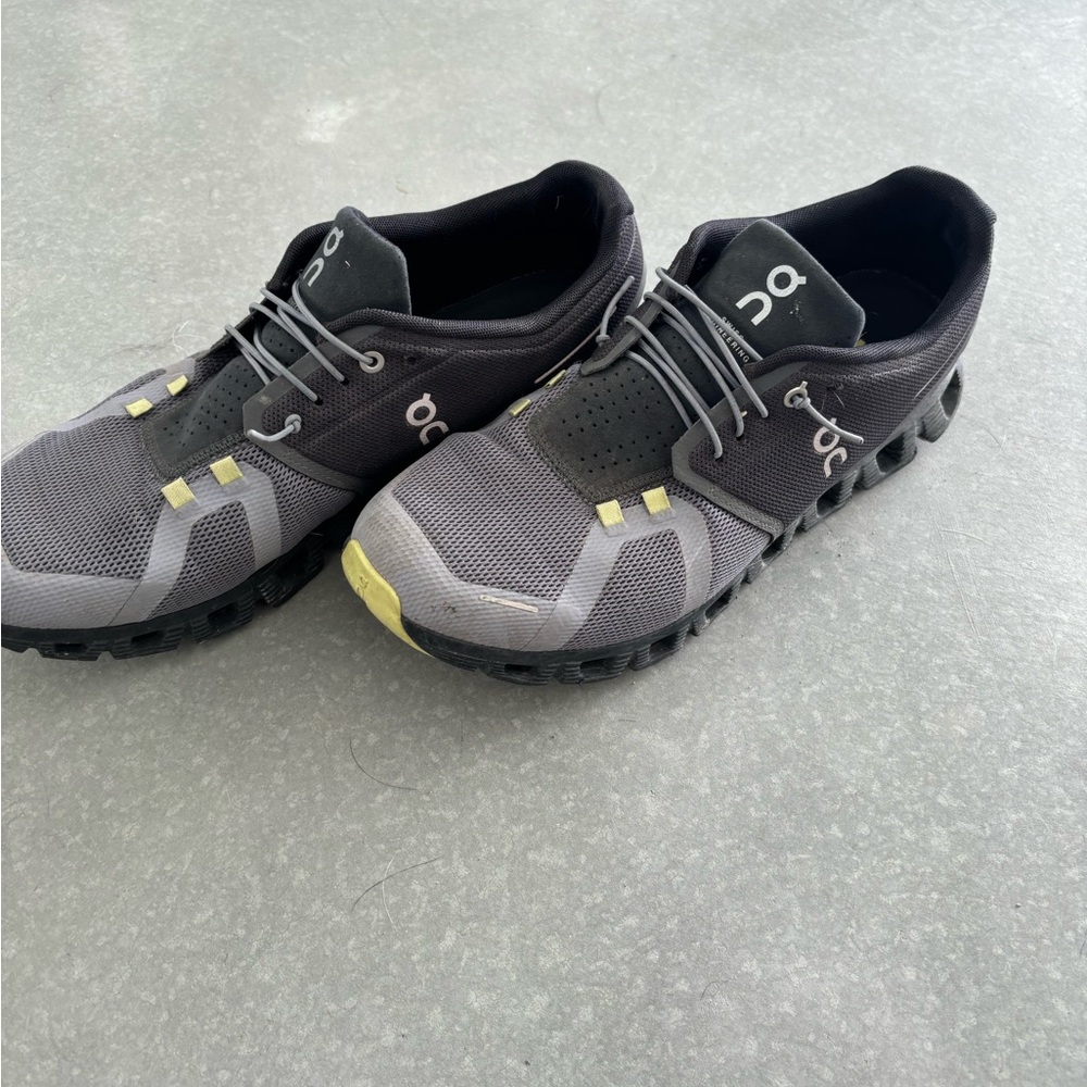 Men’s on cloud running 5 shoes